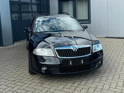 Schwarz Gebraucht 2005 Skoda Octavia RS Kombi | 5.900 €