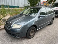Grau Gebraucht 2005 Skoda Fabia Elegance Kombi | 500 € (Superpreis)