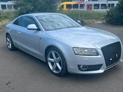 Grau Gebraucht 2009 Audi A5 S-Line Coupé | 4.999 € (Guter Preis)