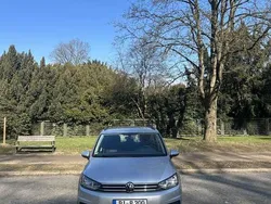 Grau Gebraucht 2022 VW Touran Comfortline Van / Kleinbus | 24.000 € (Guter Preis)