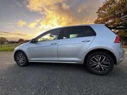 Silber Gebraucht 2016 VW Golf VII Allstar Limousine | 10.300 € (Guter Preis)