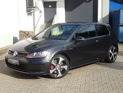 Grau Gebraucht 2014 VW Golf GTI Coupé | 14.999 €