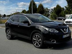 Schwarz Gebraucht 2017 Nissan Qashqai SUV | 15.000 € (Etwas zu teuer)