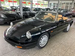 Schwarz (nero) Gebraucht 1993 Alfa Romeo Spider Cabrio | 18.500 €
