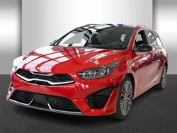 Rot Neu 2025 Kia Ceed Sportswagon GT-Line Kombi | 32.470 € (Fairer Preis)