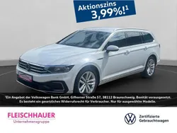 Weiss Gebraucht 2023 VW Passat GTE Kombi | 34.690 € (Fairer Preis)