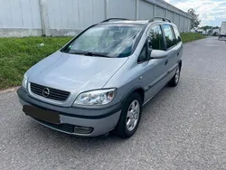 Silber Gebraucht 1999 Opel Zafira Van / Kleinbus | 1.199 €