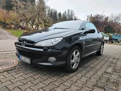 Schwarz Gebraucht 2003 Peugeot 206 CC Cabrio | 1.750 € (Fairer Preis)