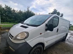 Weiß Gebraucht 2006 Opel Vivaro Van | 3.350 € (Fairer Preis)