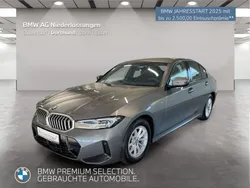 Grau Gebraucht 2024 BMW 320 Comfort Edition Limousine | 42.999 € (Fairer Preis)