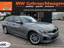 Grau Gebraucht 2023 BMW 318 Sport Line Kombi | 28.990 € (Fairer Preis)