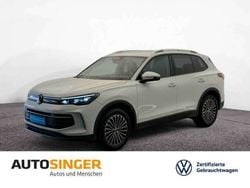 Pure white Gebraucht 2024 VW Tiguan Life SUV | 36.420 € (Etwas zu teuer)