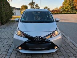 Silber Gebraucht 2017 Toyota Aygo Kleinwagen | 7.499 € (Guter Preis)