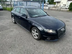Blau Gebraucht 2011 Audi A4 Attraction Kombi | 3.150 € (Guter Preis)