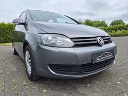 Grau Gebraucht 2010 VW Golf Plus Van / Kleinbus | 3.899 € (Fairer Preis)