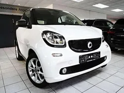 Weiß Gebraucht 2019 Smart ForTwo Coupé Passion Coupé | 11.950 € (Guter Preis)