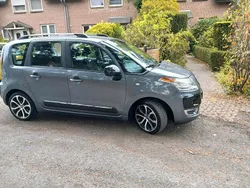 Grau Gebraucht 2012 Citroën C3 Picasso SELECTION Van / Kleinbus | 4.200 € (Fairer Preis)