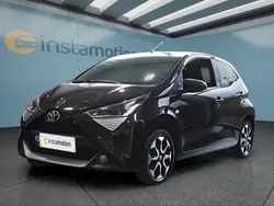 Rot Gebraucht 2020 Toyota Aygo Kleinwagen | 10.899 € (Fairer Preis)