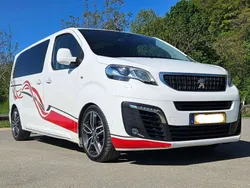 Weiß Gebraucht 2019 Peugeot Traveller Allure Van / Kleinbus | 23.960 € (Teuer)