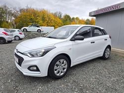 Weiß Gebraucht 2019 Hyundai i20 Pure Limousine | 10.390 € (Fairer Preis)