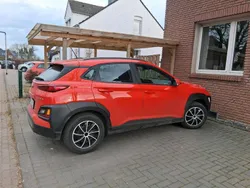Rot Gebraucht 2020 Hyundai Kona Select SUV | 16.500 € (Etwas zu teuer)
