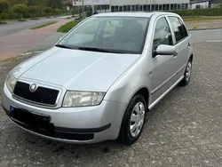 Silber Gebraucht 2001 Skoda Fabia Kleinwagen | 790 € (Fairer Preis)