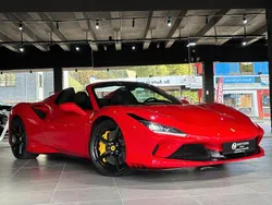Rot Gebraucht 2021 Ferrari F8 Cabrio | 269.999 €