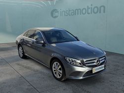 Grau Gebraucht 2021 Mercedes C180 Avantgarde Limousine | 34.105 € (Etwas zu teuer)