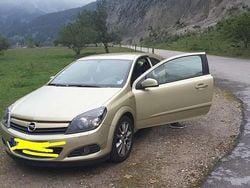 Gold Gebraucht 2005 Opel Astra GTC Coupé | 1.500 € (Superpreis)