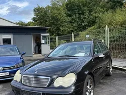 Schwarz Gebraucht 2003 Mercedes C180 Kombi | 1.500 € (Guter Preis)