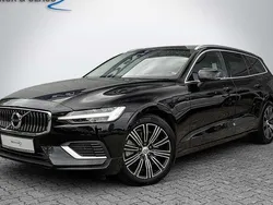 Schwarz Gebraucht 2022 Volvo V60 Plus Kombi | 33.890 € (Superpreis)