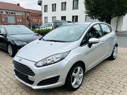 Silber Gebraucht 2014 Ford Fiesta Trend Kleinwagen | 4.900 € (Fairer Preis)