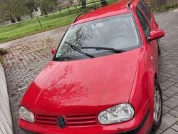 Rot Gebraucht 2003 VW Golf IV Trendline Kombi | 1.799 € (Guter Preis)