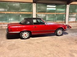 Rot Gebraucht 1984 Mercedes 300 Cabrio | 11.000 €