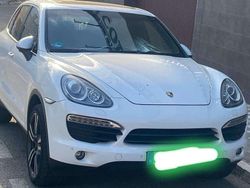 Weiß Gebraucht 2012 Porsche Cayenne SUV | 23.500 € (Etwas zu teuer)