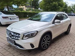 Weiß Gebraucht 2017 Mercedes GLA200 Urban SUV | 17.900 € (Fairer Preis)