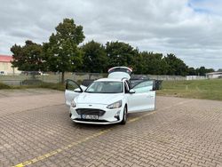Weiß Gebraucht 2019 Ford Focus Titanium Kombi | 10.999 € (Guter Preis)