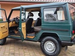 6268 dunkelgrün Gebraucht 1988 Mercedes G230 SUV | 39.995 €