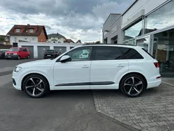 Weiß (carraraweiß) Gebraucht 2016 Audi Q7 Ambiente SUV | 34.950 € (Teuer)