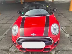 Rot Gebraucht 2016 Mini Cooper Cabriolet Cabrio | 11.000 €