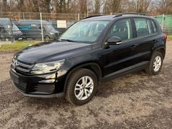 Schwarz Gebraucht 2013 VW Tiguan SUV | 6.500 € (Guter Preis)