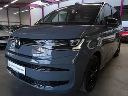 Grau Gebraucht 2023 VW T7 Van | 45.949 € (Teuer)