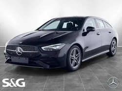 Metalliclack kosmosschwarz Gebraucht 2024 Mercedes CLA200 AMG Kombi | 31.477 € (Guter Preis)