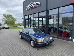Blau Gebraucht 1988 Mercedes 230 Coupé | 9.450 €
