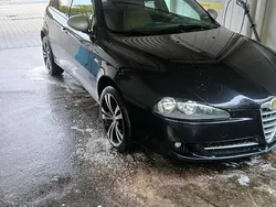 Schwarz Gebraucht 2010 Alfa Romeo 147 Kleinwagen | 3.200 €