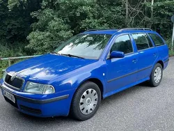Blau Gebraucht 2005 Skoda Octavia Tour Kombi | 1.695 € (Guter Preis)