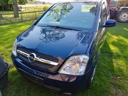 Blau Gebraucht 2004 Opel Meriva Van / Kleinbus | 1.000 € (Fairer Preis)