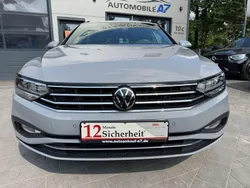 Grau Gebraucht 2023 VW Passat Business Kombi | 29.999 € (Fairer Preis)