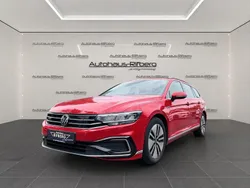 Tornadorot Gebraucht 2022 VW Passat GTE Kombi | 17.890 € (Guter Preis)