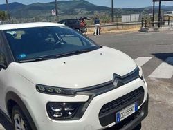 Weiß Gebraucht 2021 Citroën C3 PureTech Kleinwagen | 10.500 € (Fairer Preis)